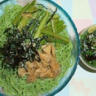 茶蕎麦が美味しい！色々のせて